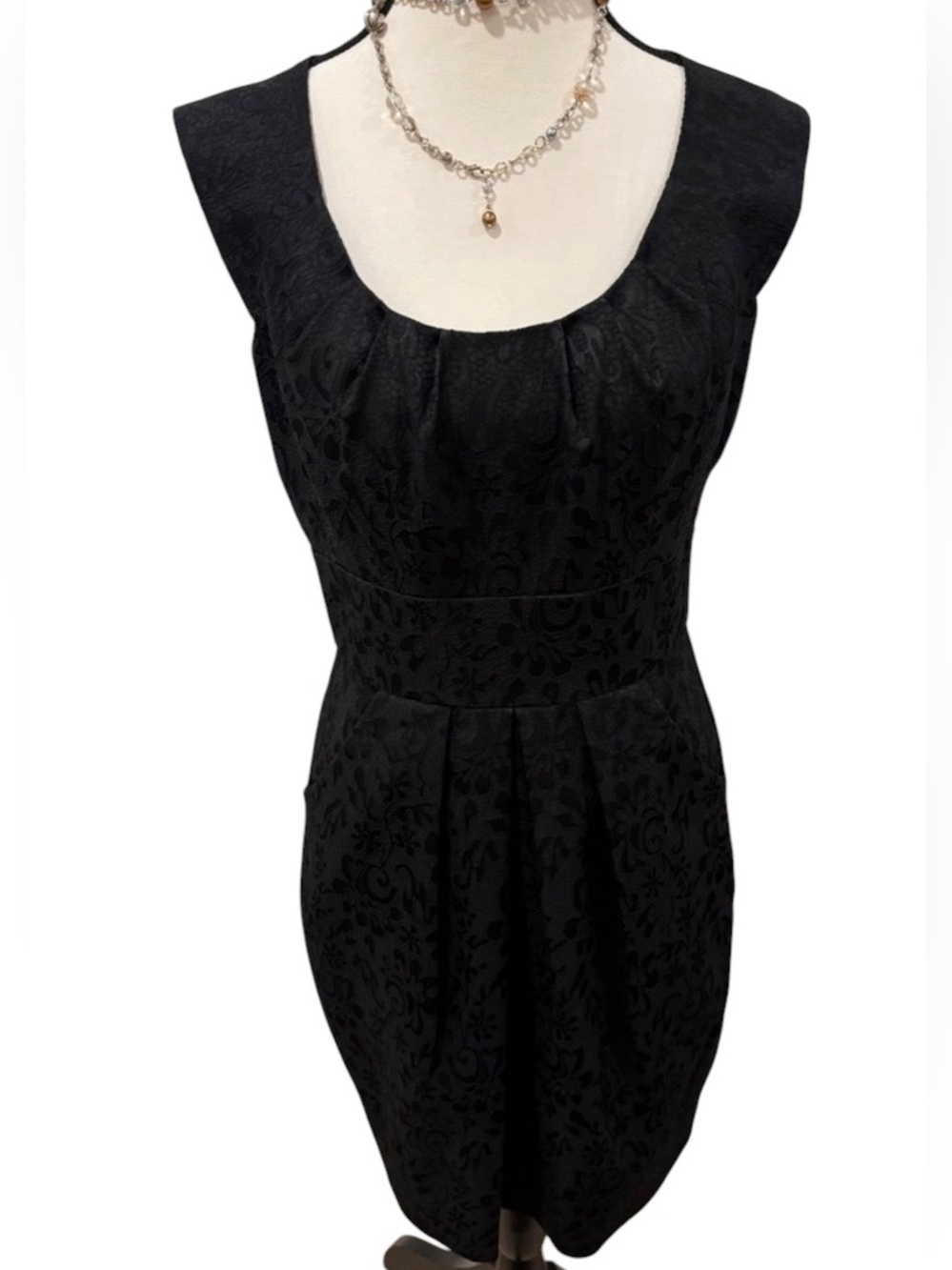 Max & Cleo Dark Floral Sheath Black Cocktail Dress, women’s size 2